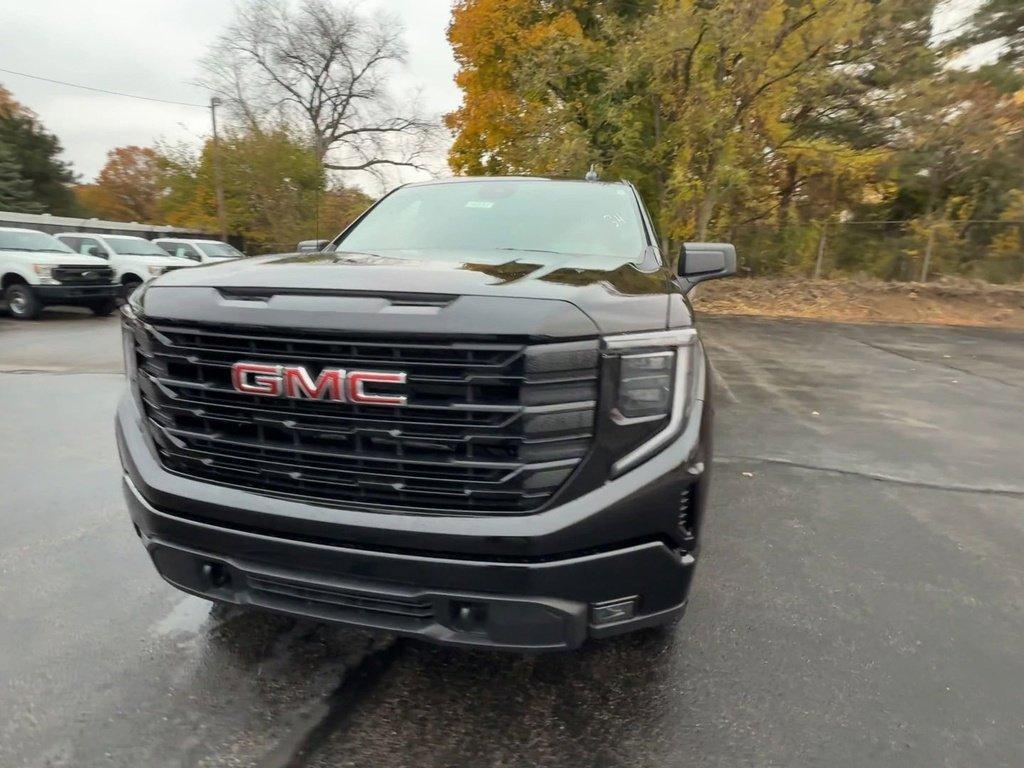 new 2026 GMC Sierra 1500 car, priced at $46,985