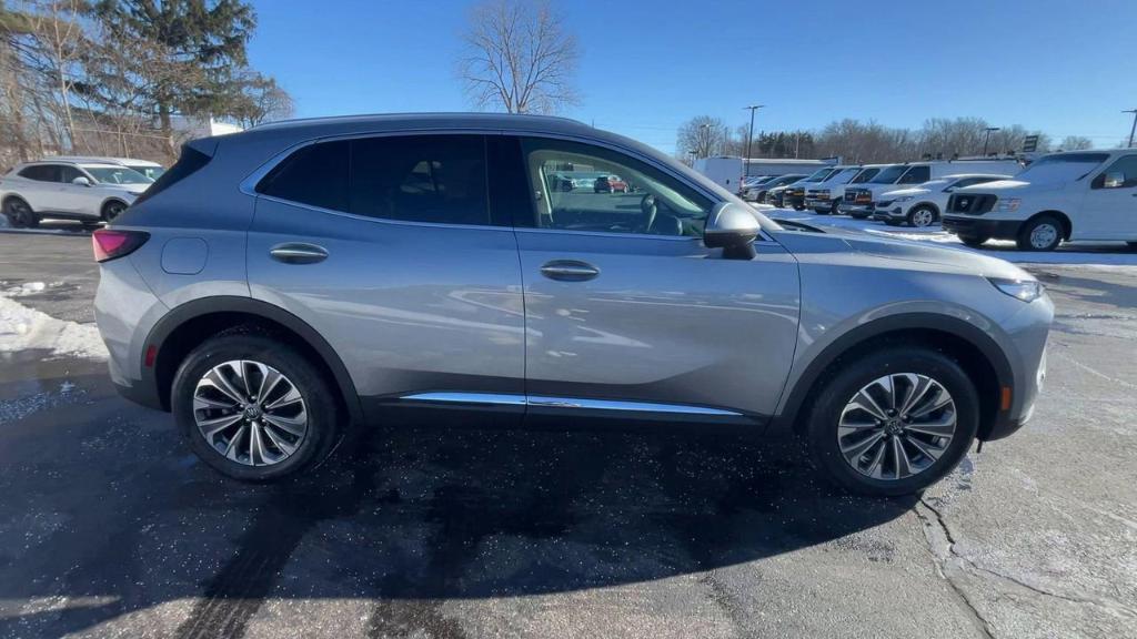 new 2025 Buick Envision car, priced at $38,548