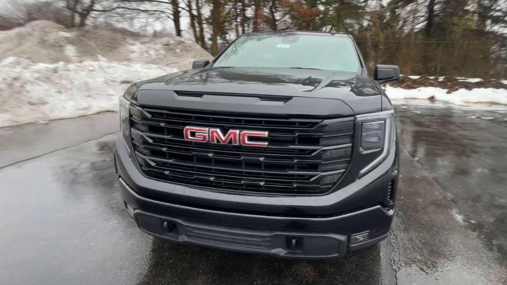 new 2025 GMC Sierra 1500 car, priced at $54,635