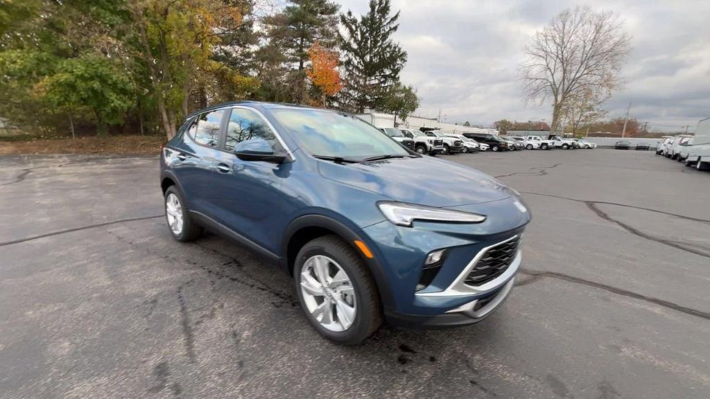 new 2025 Buick Encore GX car, priced at $30,130