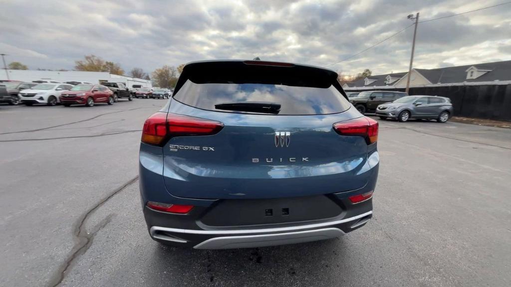 new 2025 Buick Encore GX car, priced at $30,130