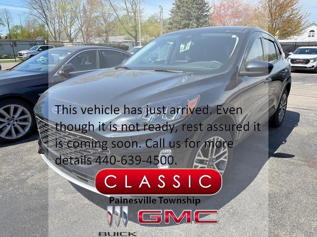 used 2022 Ford Escape car, priced at $24,900