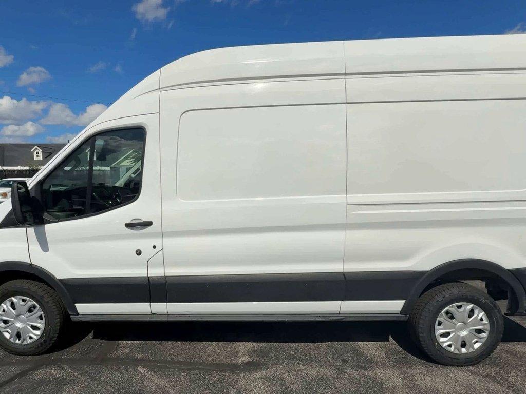 used 2023 Ford Transit-250 car, priced at $30,900