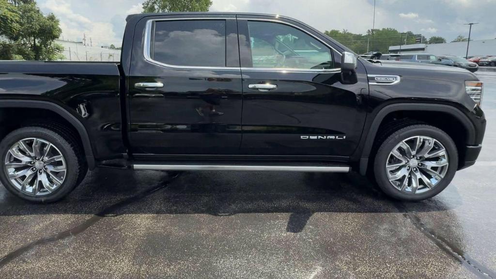 new 2025 GMC Sierra 1500 car, priced at $69,205