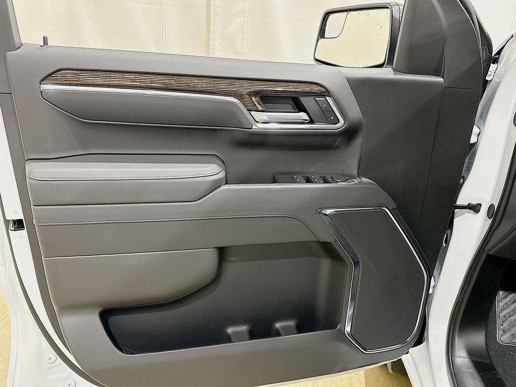 new 2026 GMC Sierra 1500 car, priced at $46,780