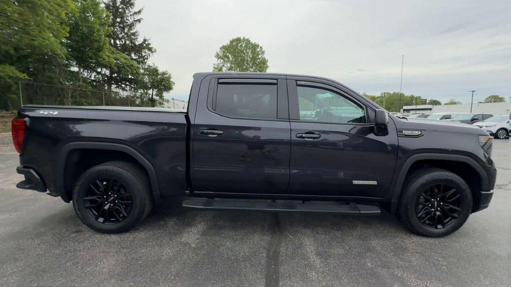 used 2022 GMC Sierra 1500 car, priced at $44,900
