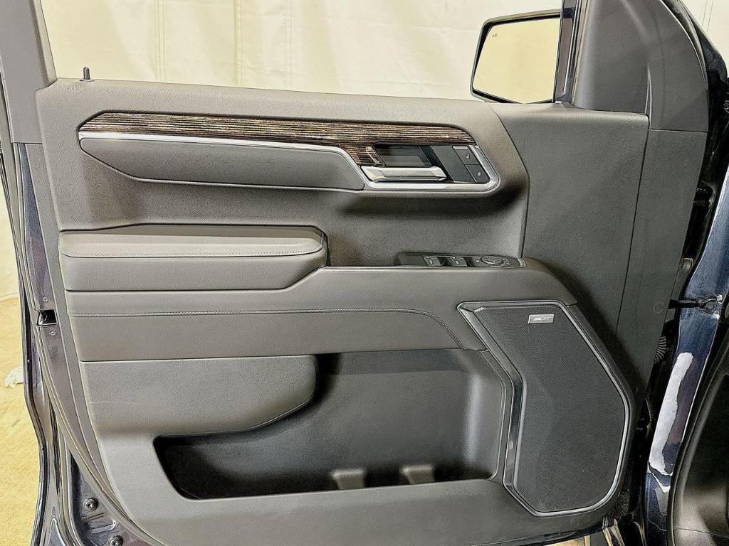 used 2022 GMC Sierra 1500 car, priced at $44,900