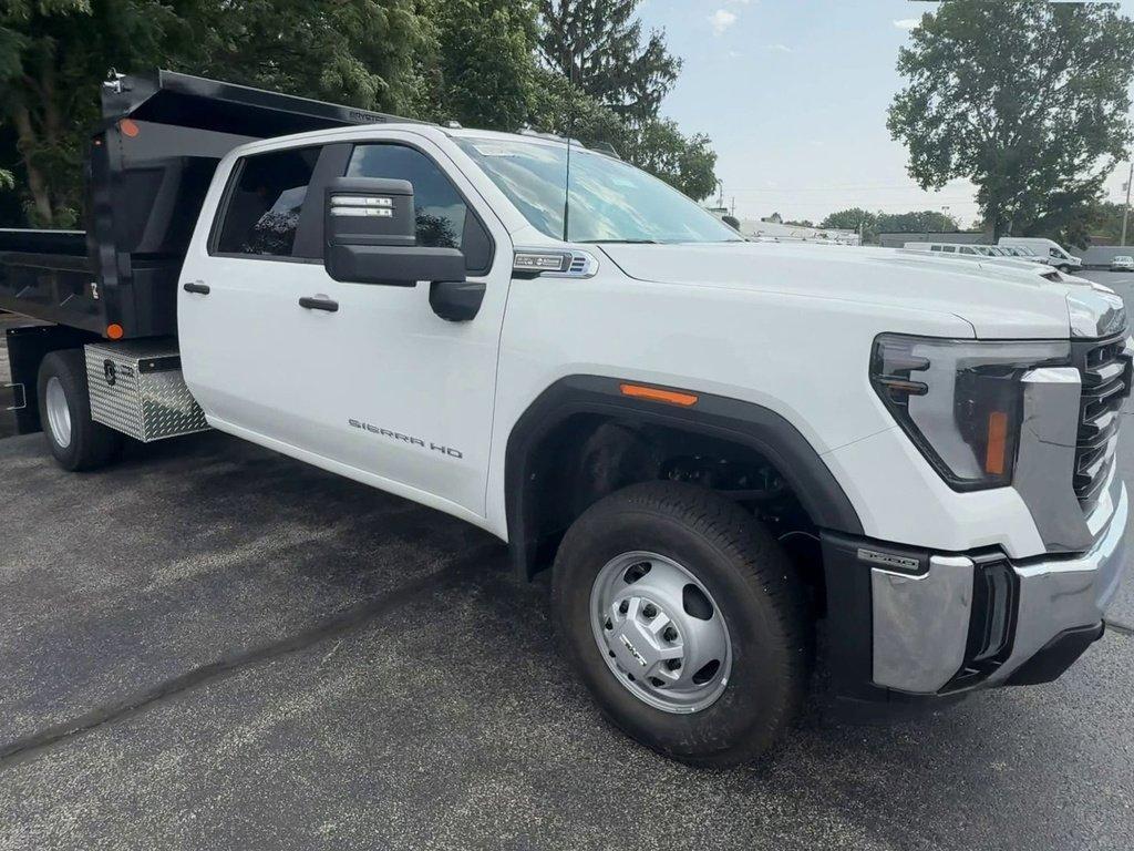 new 2025 GMC Sierra 3500 car, priced at $67,318