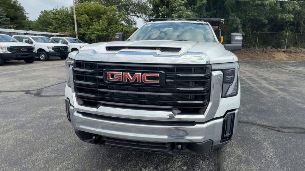 new 2025 GMC Sierra 3500 car, priced at $71,333