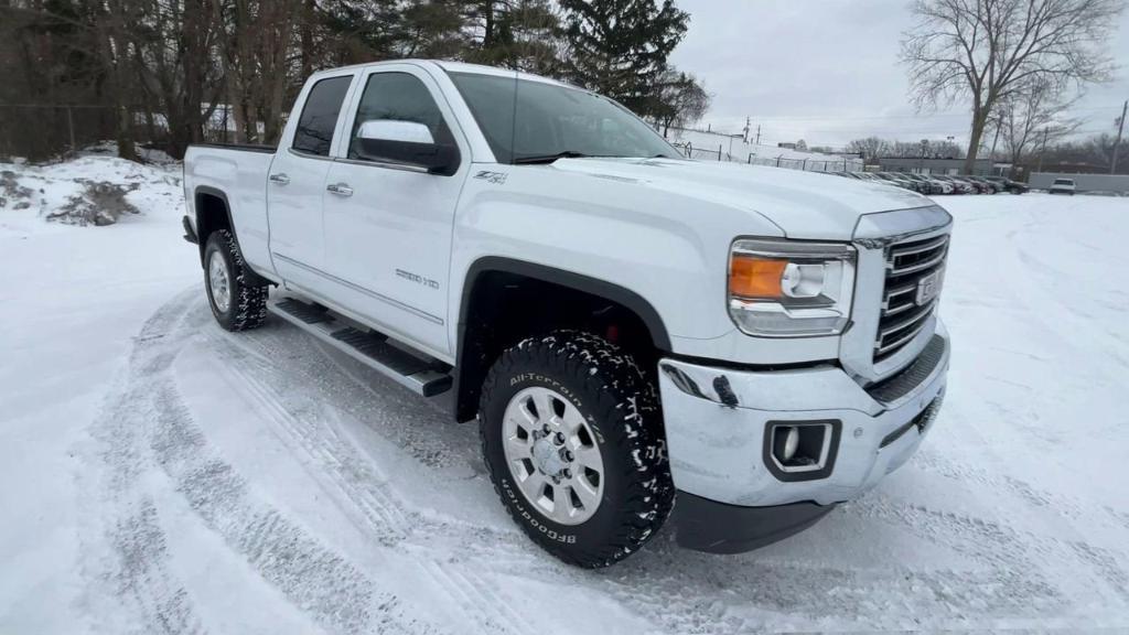 used 2015 GMC Sierra 2500 car, priced at $30,900