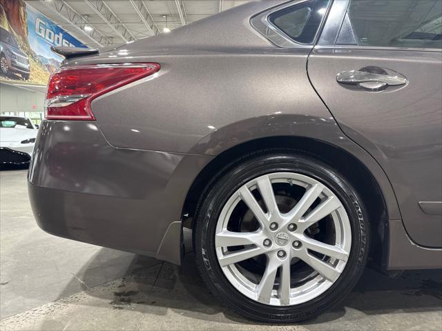 used 2013 Nissan Altima car, priced at $7,995