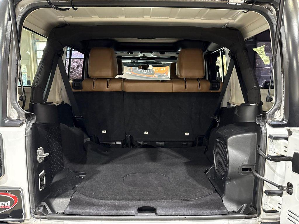 used 2014 Jeep Wrangler Unlimited car, priced at $13,995