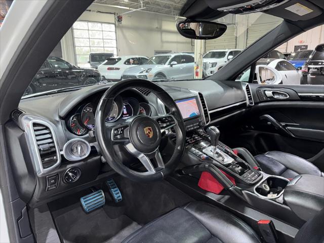 used 2018 Porsche Cayenne car, priced at $31,495