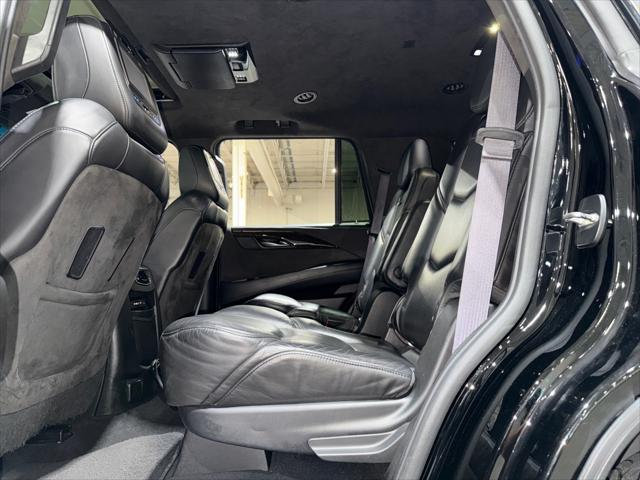 used 2015 Cadillac Escalade car, priced at $24,995