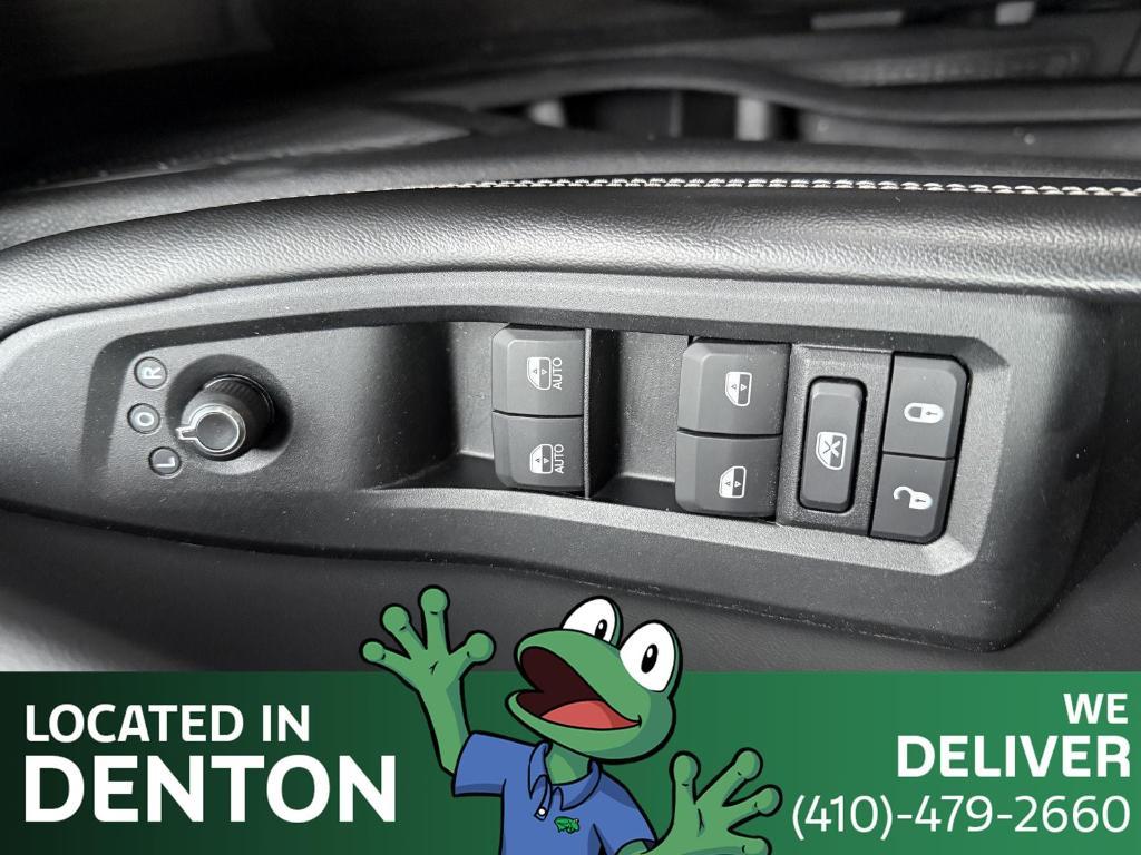 used 2023 Jeep Grand Cherokee car, priced at $29,800