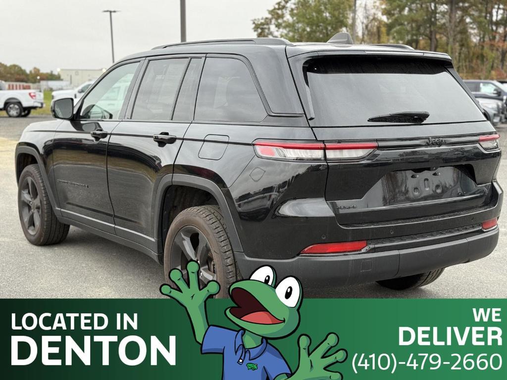 used 2023 Jeep Grand Cherokee car, priced at $29,800