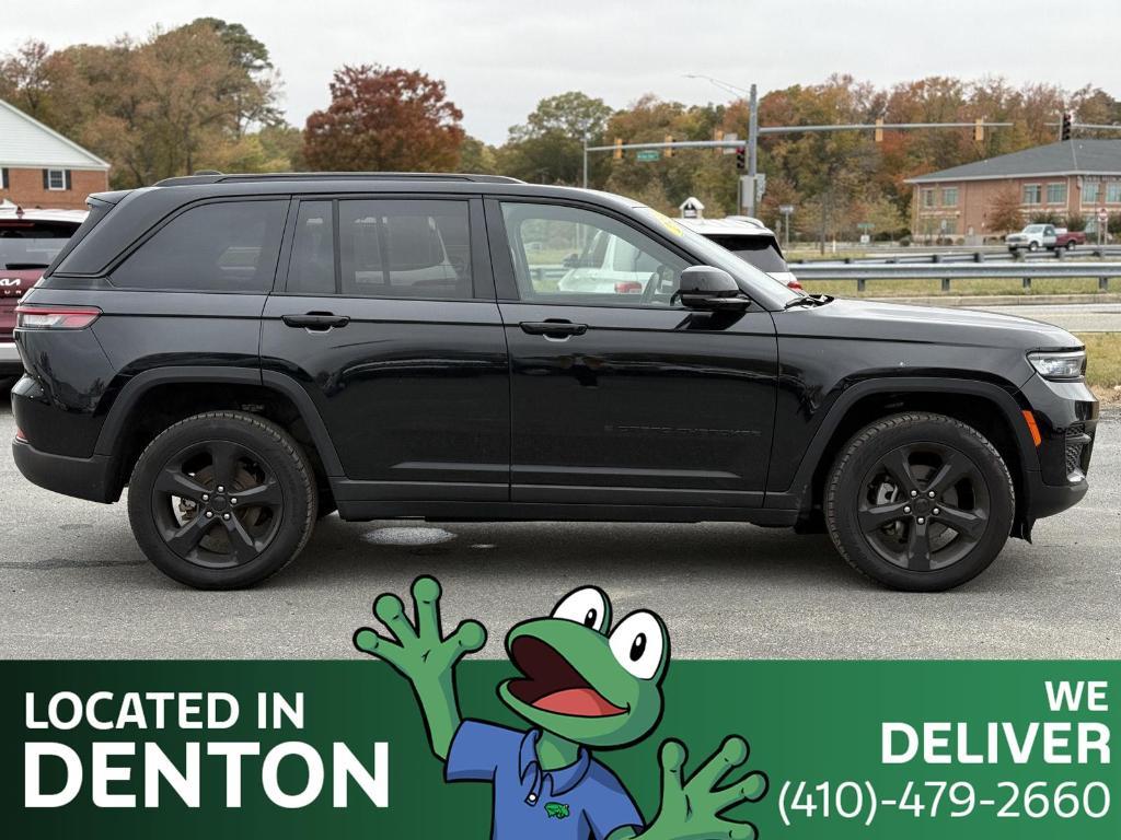 used 2023 Jeep Grand Cherokee car, priced at $29,800