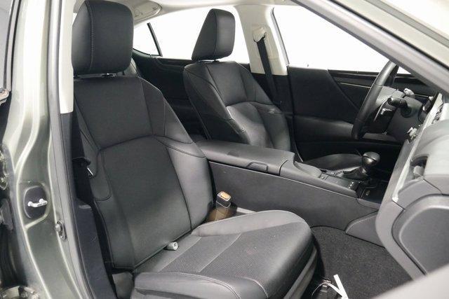 used 2021 Lexus ES 300h car, priced at $32,000