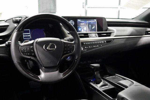 used 2021 Lexus ES 300h car, priced at $32,000