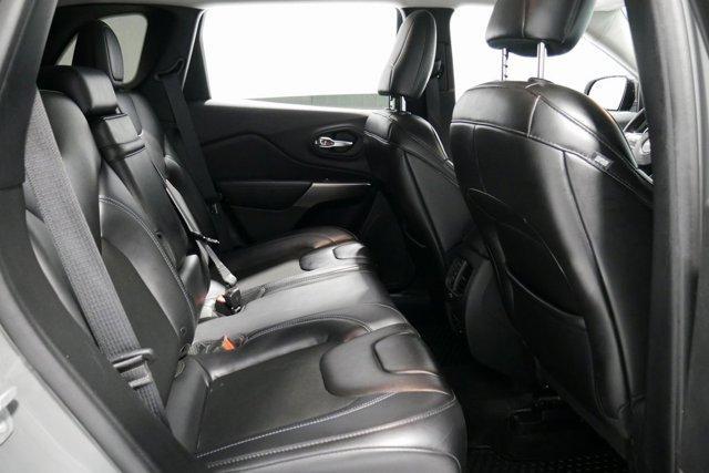 used 2019 Jeep Cherokee car, priced at $19,200