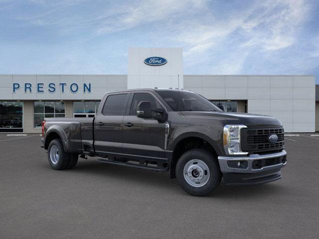 new 2024 Ford F-350 car, priced at $62,650