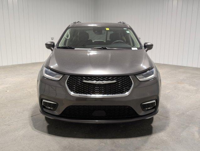 used 2022 Chrysler Pacifica car, priced at $21,500