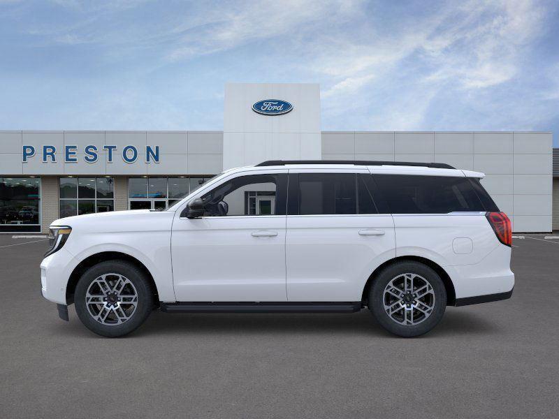 new 2025 Ford Expedition car, priced at $71,918