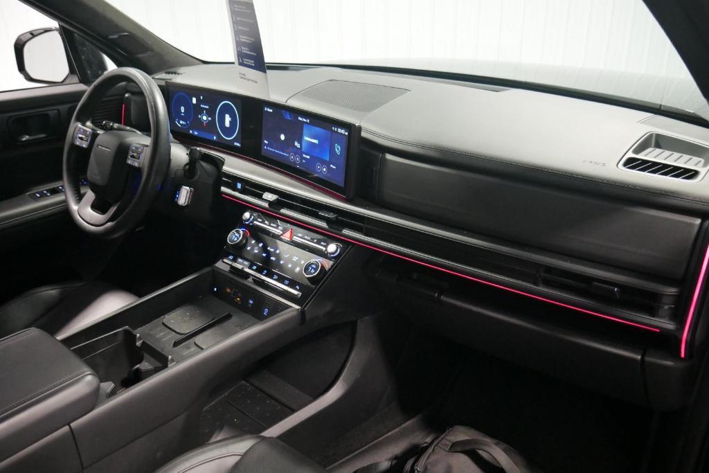 used 2024 Hyundai Santa Fe car, priced at $37,900