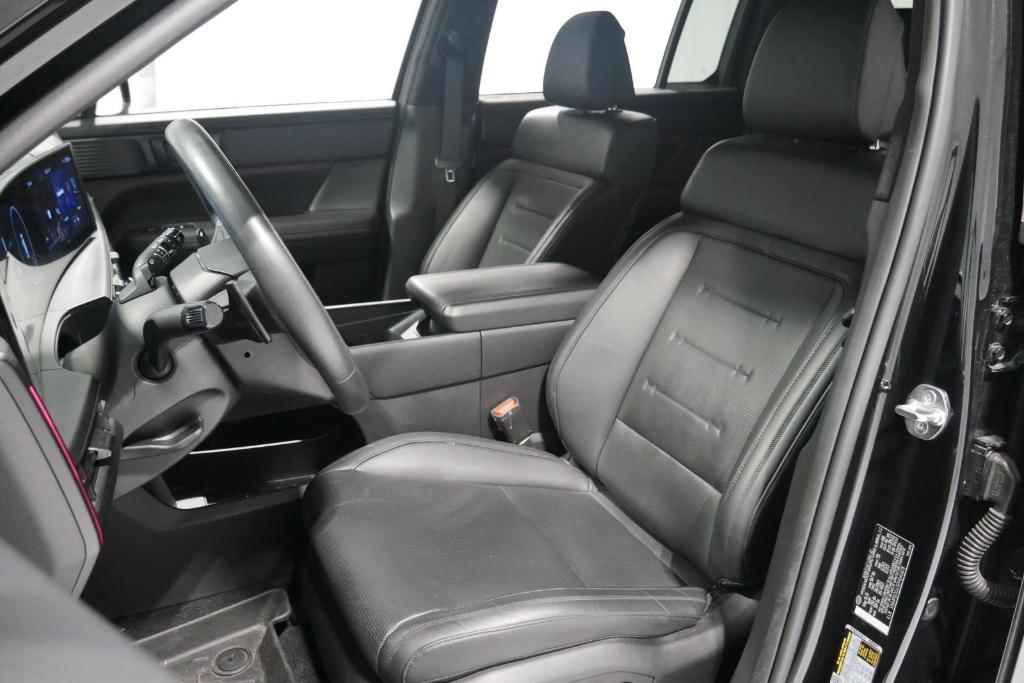 used 2024 Hyundai Santa Fe car, priced at $37,900