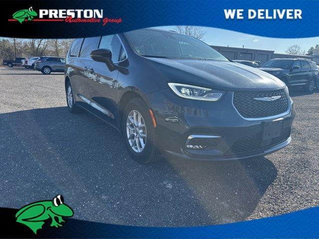 used 2022 Chrysler Pacifica car, priced at $23,700