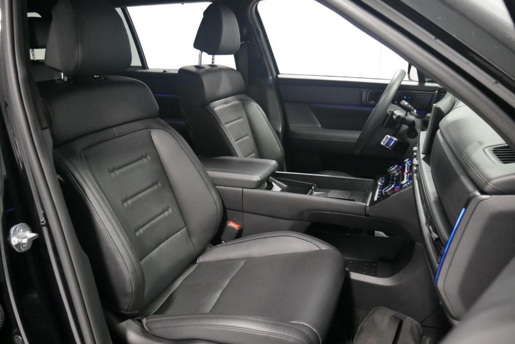 used 2024 Hyundai Santa Fe car, priced at $38,000