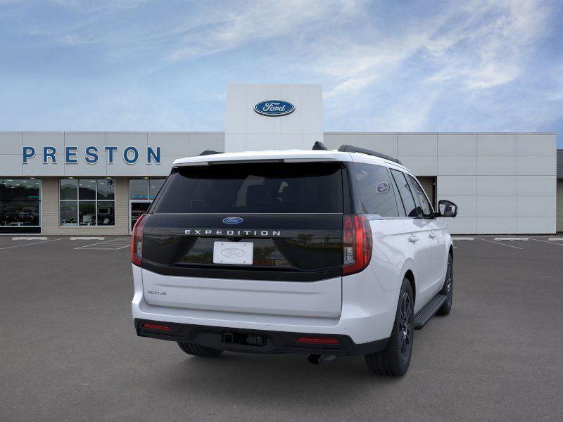 new 2025 Ford Expedition car, priced at $70,856