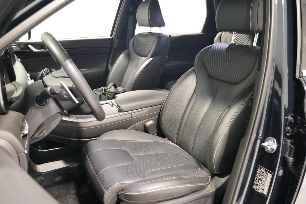 used 2025 Hyundai Palisade car, priced at $48,400