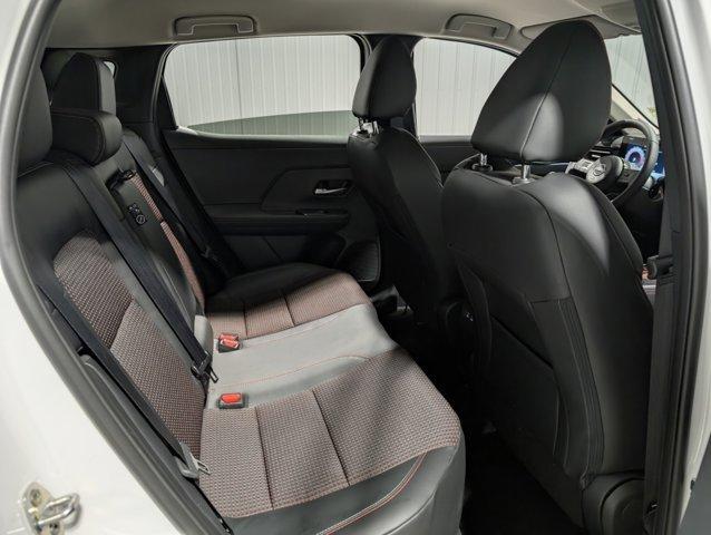 new 2025 Nissan Kicks car, priced at $31,331