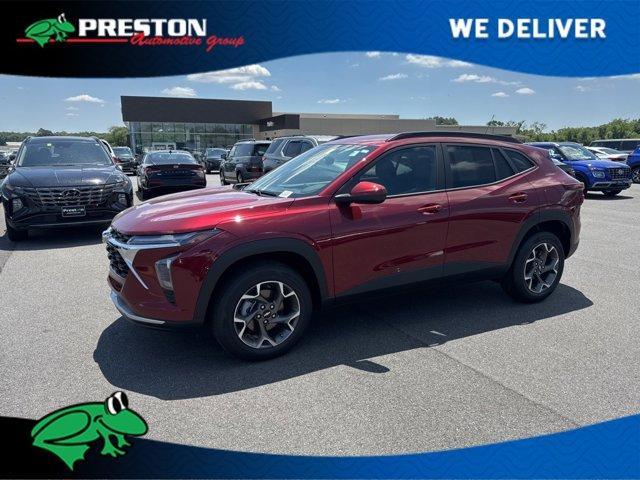 used 2025 Chevrolet Trax car, priced at $26,094