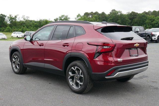 used 2025 Chevrolet Trax car, priced at $26,094