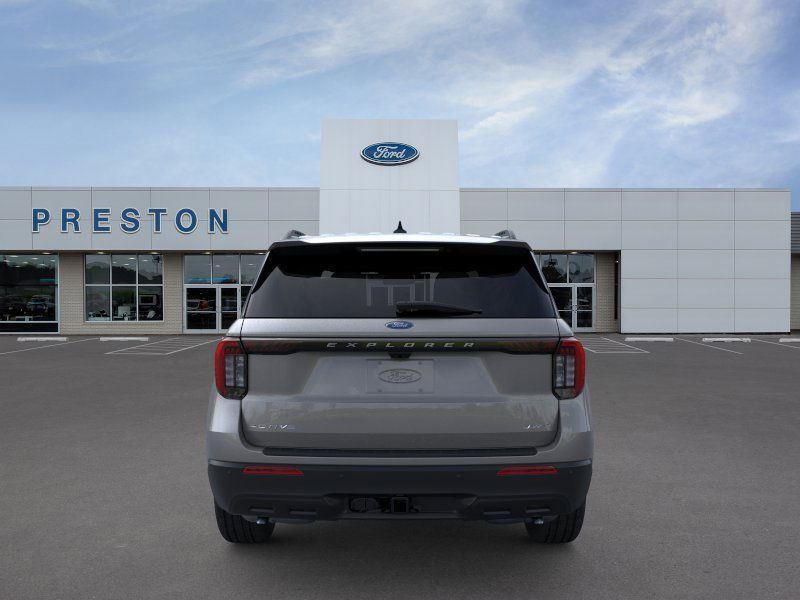 new 2025 Ford Explorer car, priced at $41,011