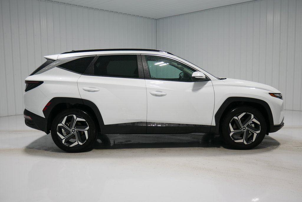 used 2024 Hyundai TUCSON Hybrid car, priced at $30,000