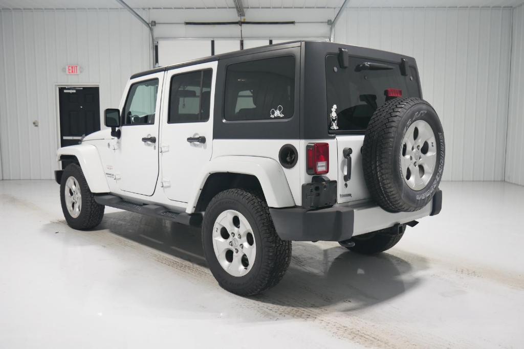 used 2013 Jeep Wrangler Unlimited car, priced at $19,000
