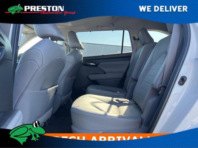 used 2020 Toyota Highlander car, priced at $28,354