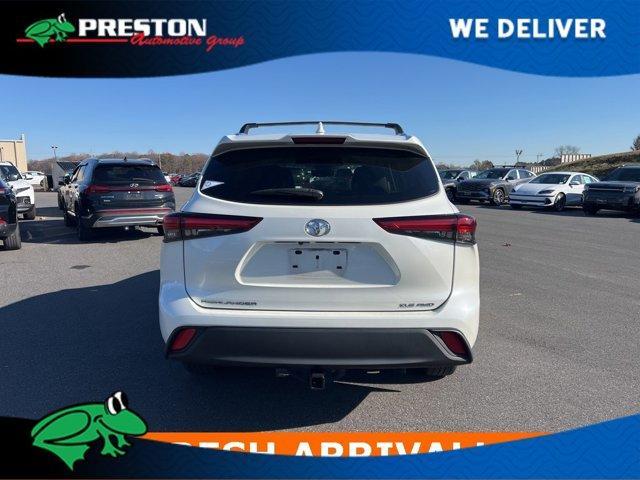 used 2020 Toyota Highlander car, priced at $28,354