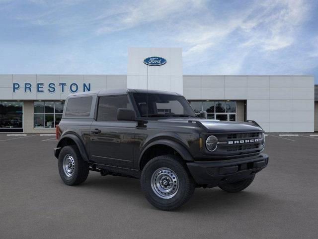 new 2025 Ford Bronco car, priced at $40,378