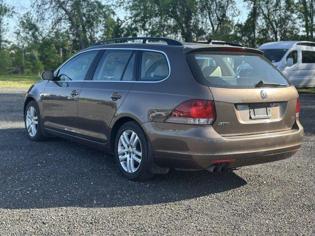 used 2014 Volkswagen Jetta SportWagen car, priced at $13,400