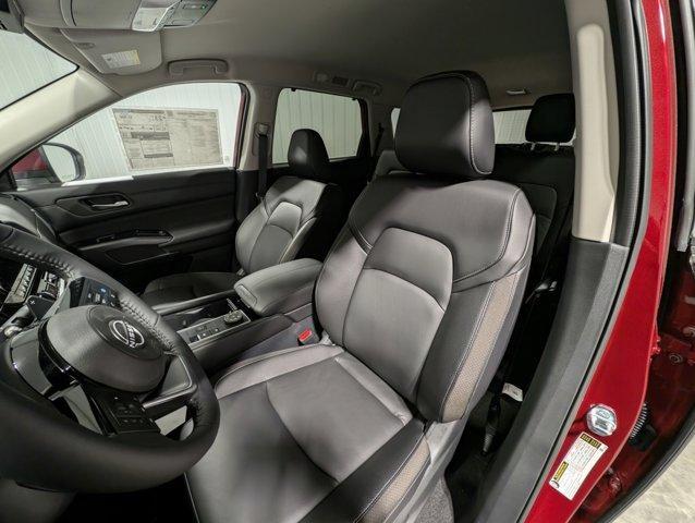 new 2024 Nissan Pathfinder car, priced at $44,326