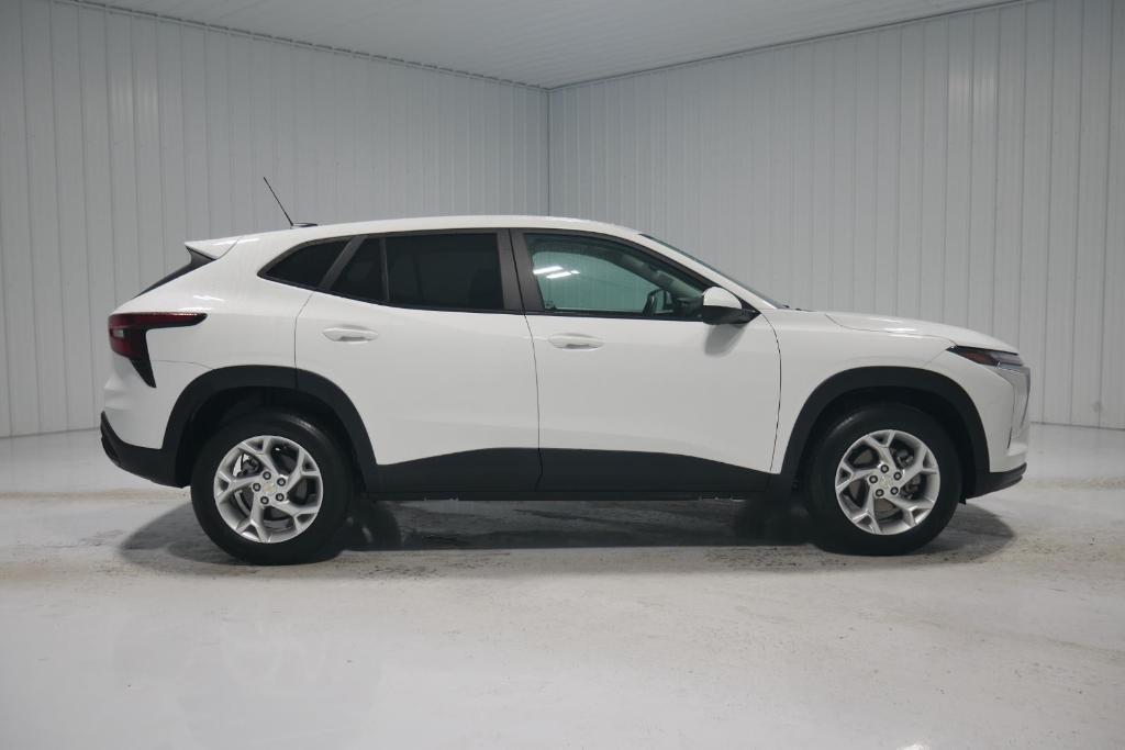 used 2024 Chevrolet Trax car, priced at $22,900