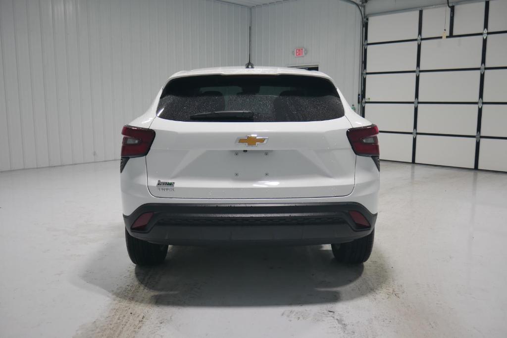 used 2024 Chevrolet Trax car, priced at $22,900