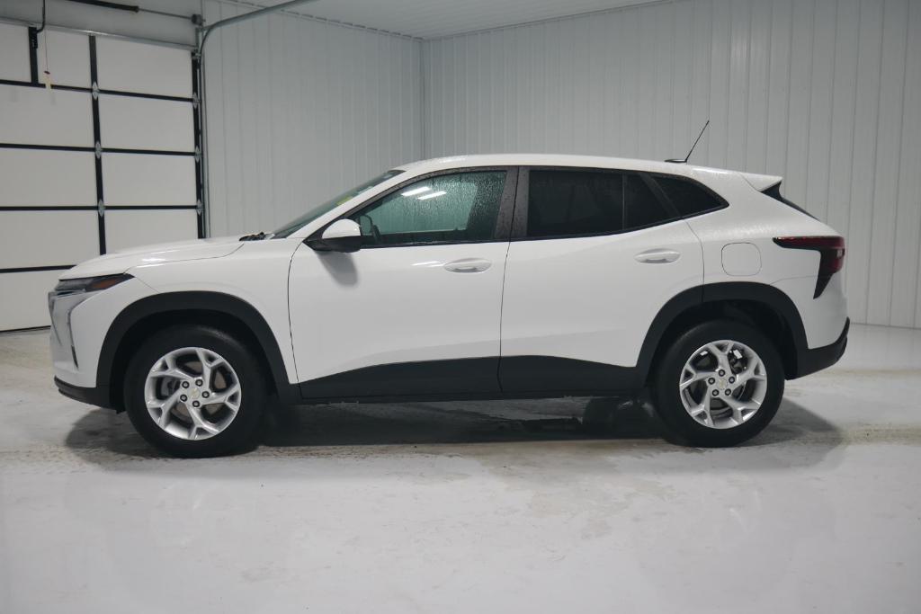 used 2024 Chevrolet Trax car, priced at $22,900