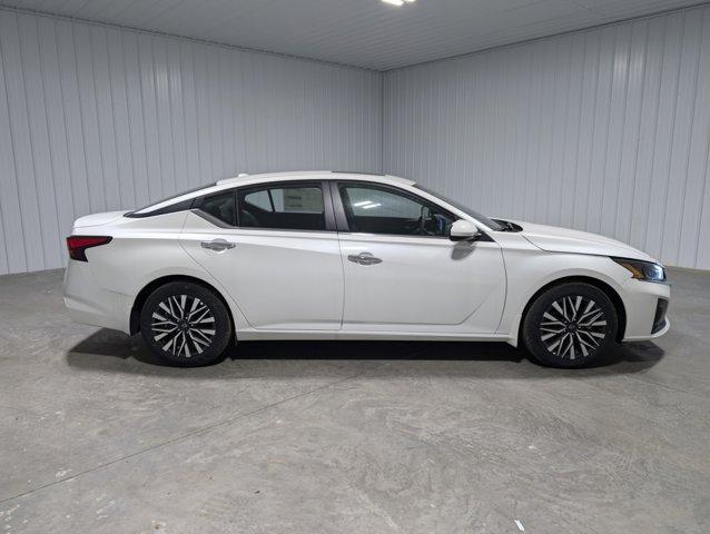 new 2024 Nissan Altima car, priced at $25,469