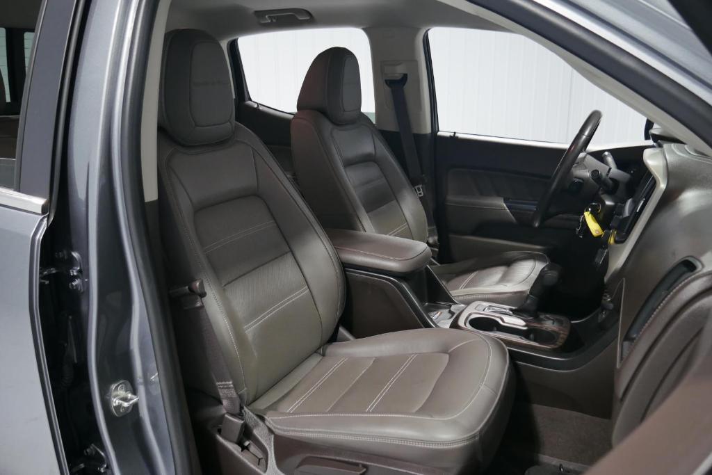 used 2021 GMC Canyon car, priced at $30,000