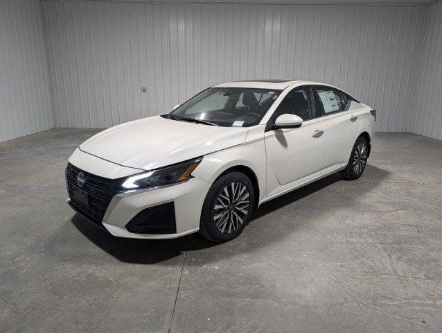 new 2024 Nissan Altima car, priced at $27,872